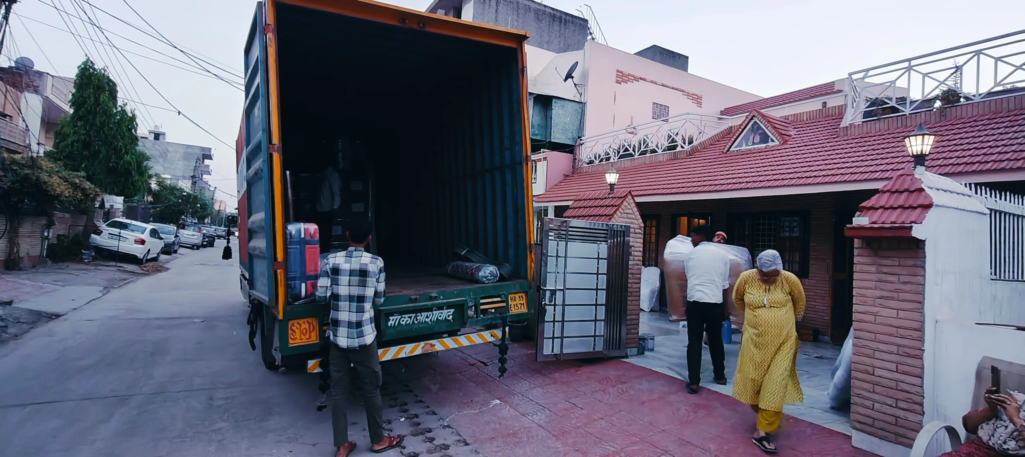 International Shifting in Delhi